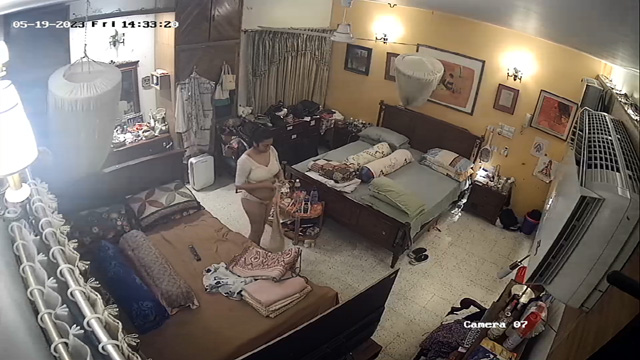 Bengali MILF Big Boobs – After Bath Dress Change – CCTV CAM Videos Watch Now