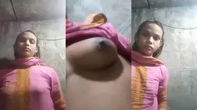 Hot Teen Girl Pussy Fingaring And Boobs Pressing Video Viral
